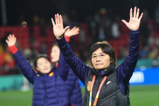 妻子无论何时都是风骚